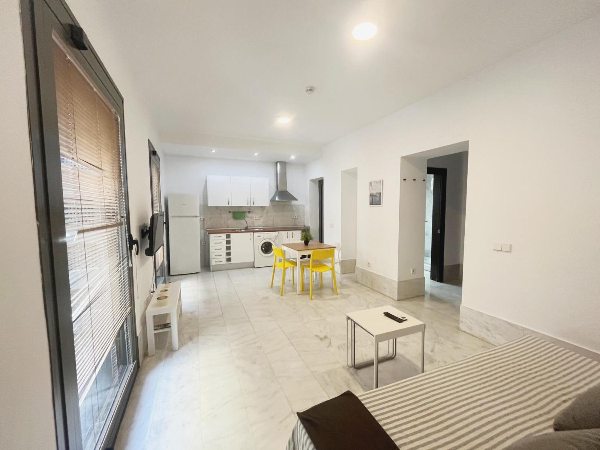 Center Sevilla Confort 4 Екстериор снимка